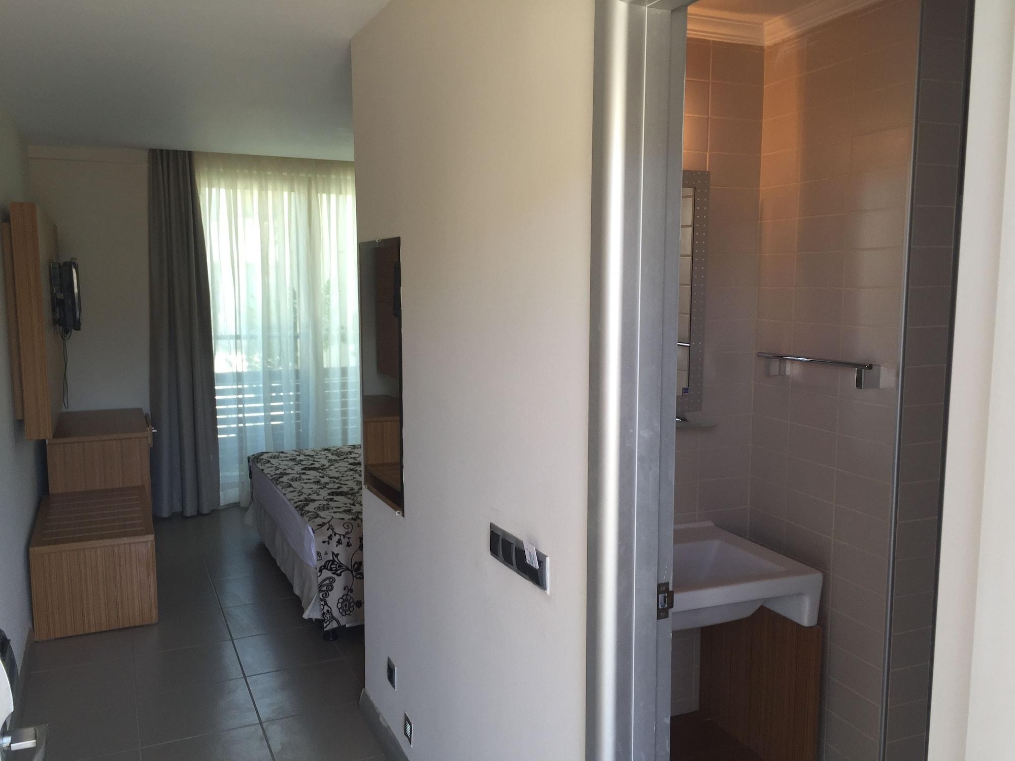 Butikhan Hotel Gündoğan Eksteriør billede