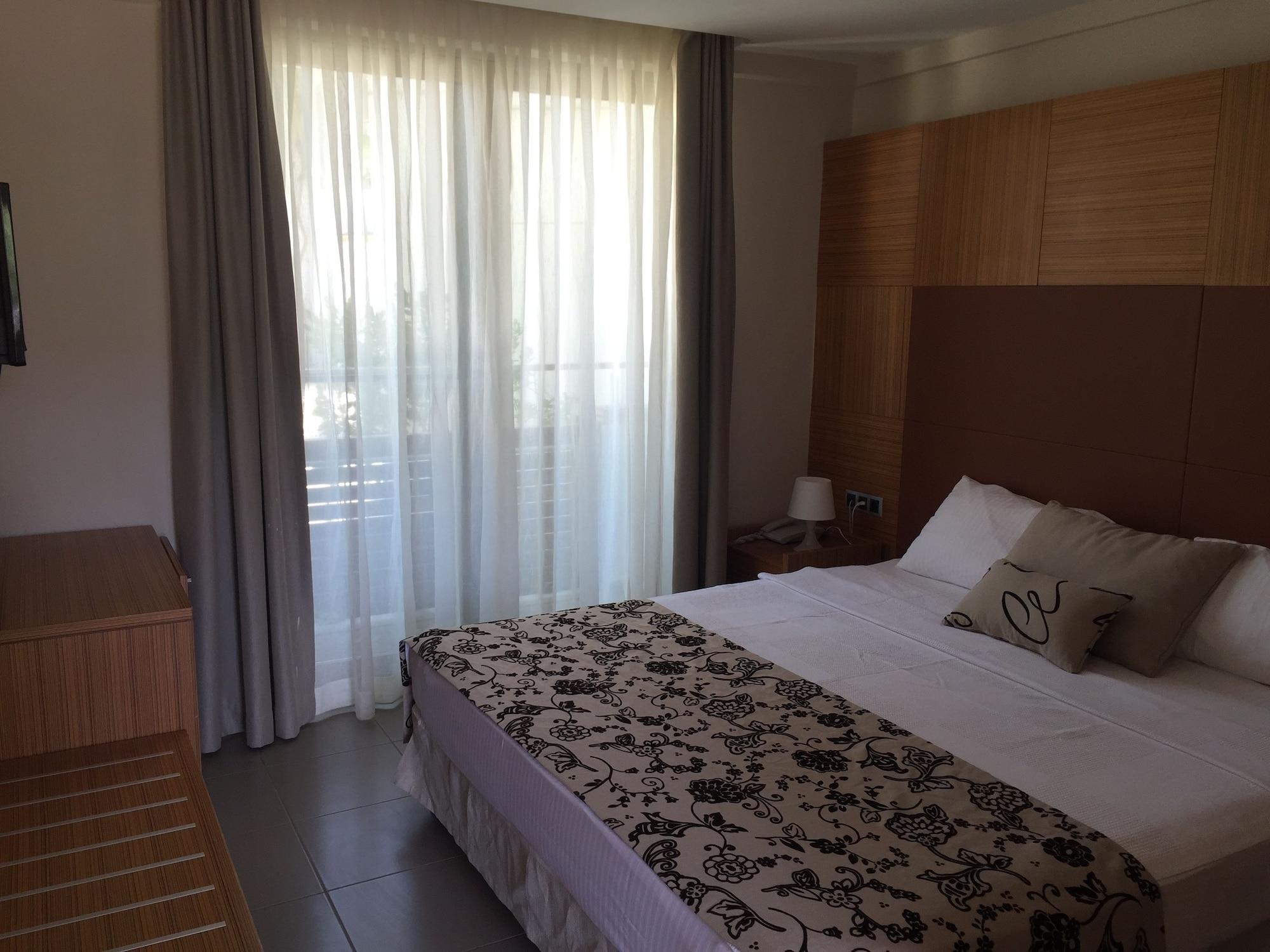 Butikhan Hotel Gündoğan Eksteriør billede