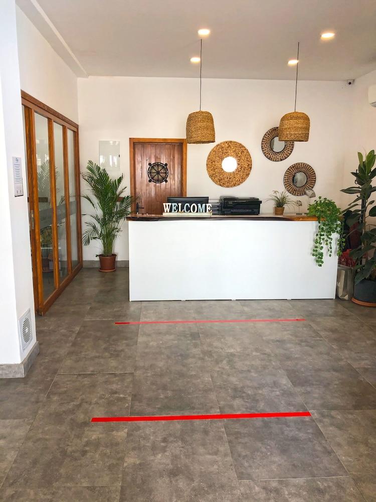 Butikhan Hotel Gündoğan Eksteriør billede