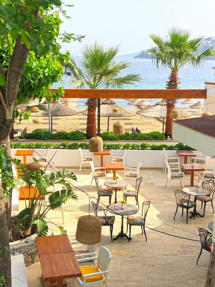 Butikhan Hotel Gündoğan Eksteriør billede
